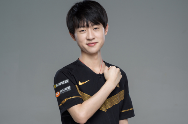 的阵容中 的阵容中