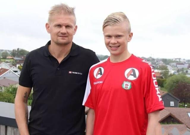 恰好反衬出 恰好反衬出